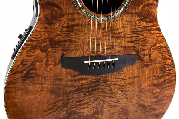 Ovation Celebrity Standard Plus Mid Cutaway Nutmeg Burled Maple CS24P-NBM-G